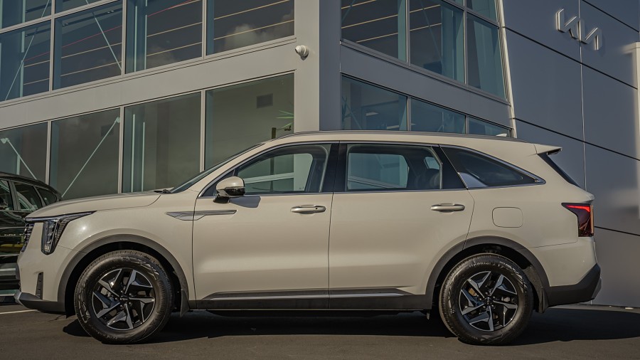 2024 Kia Sorento 5