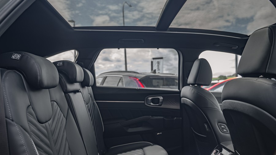 2024 Kia Sorento 16