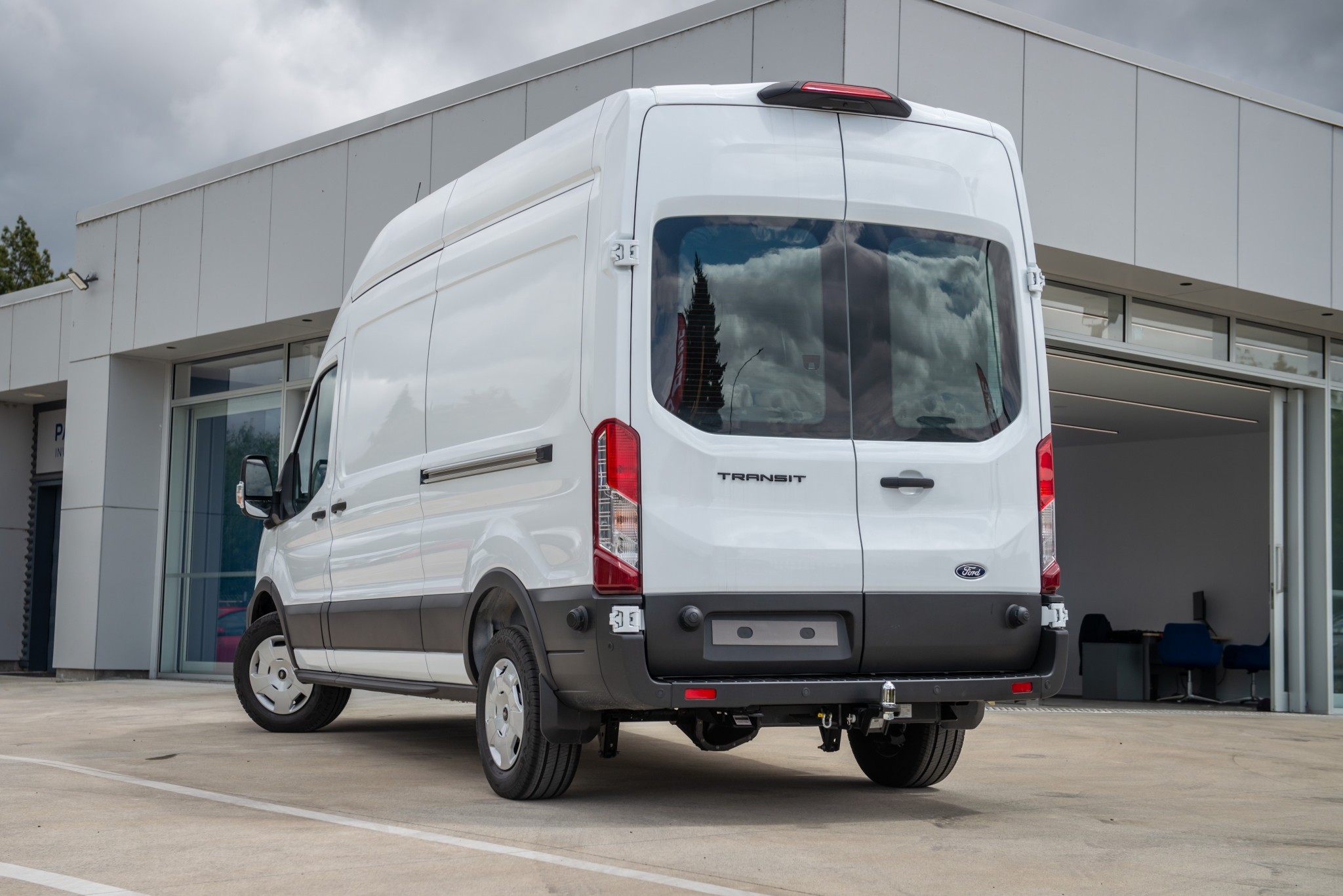 2025 Ford Transit 350L Lwb Van 2.0D