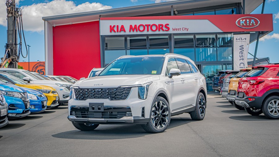 2025 Kia Sorento 1