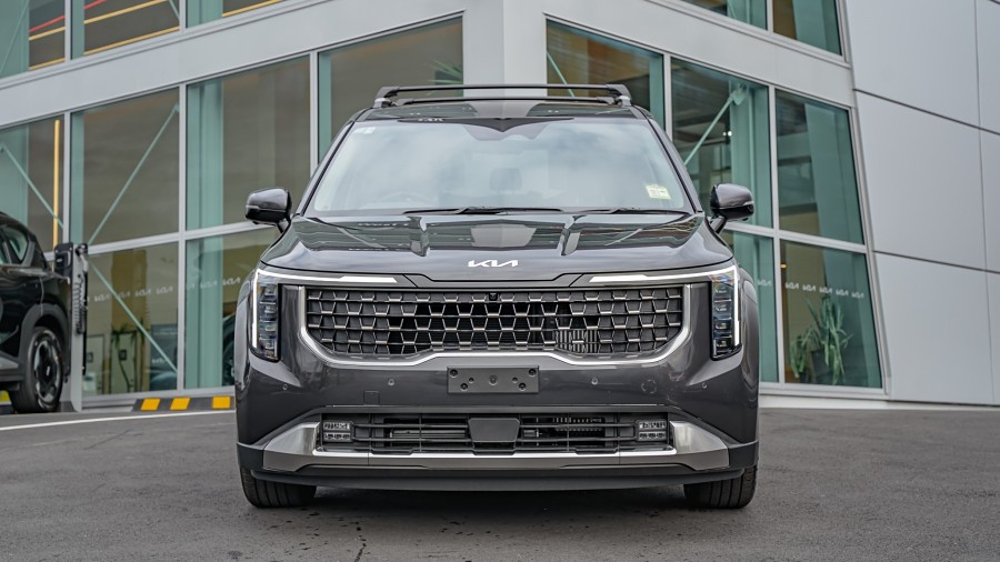 2025 Kia Carnival 3