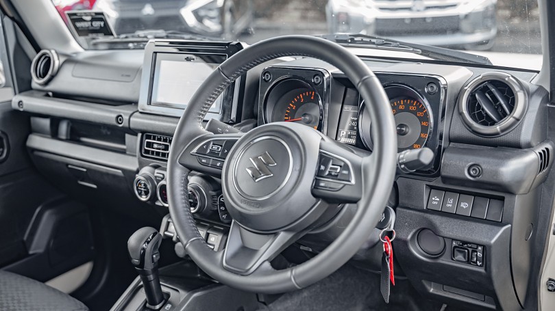 2024 Suzuki Jimny 9