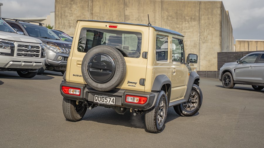 2024 Suzuki Jimny 2