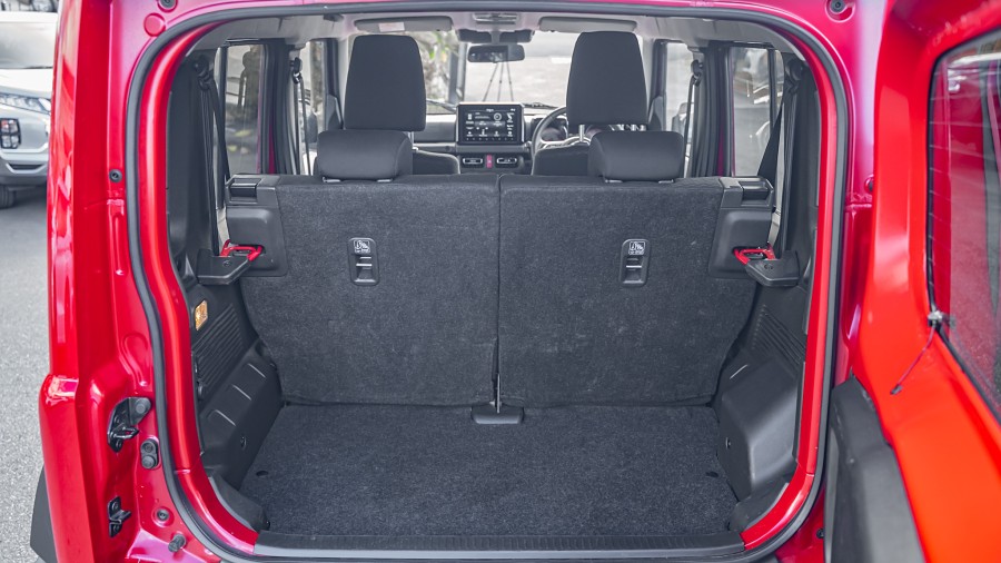 2024 Suzuki Jimny 18