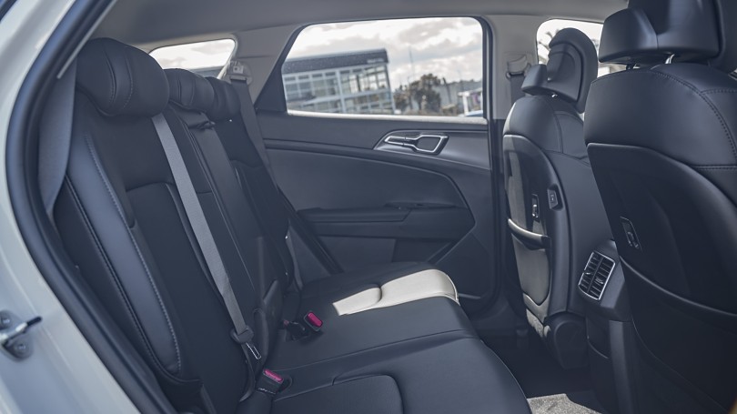 2025 Kia Sportage 16