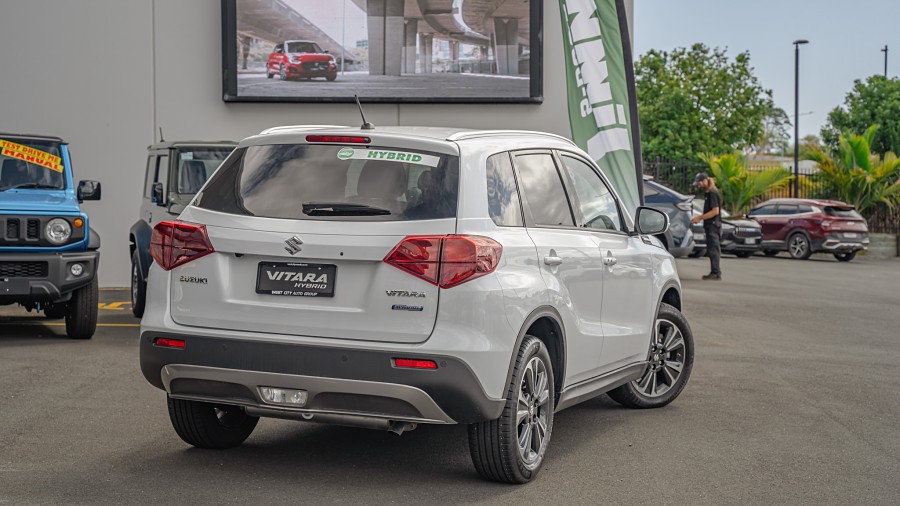 2025 Suzuki Vitara 2