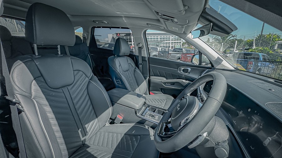 2025 Kia Sorento 8