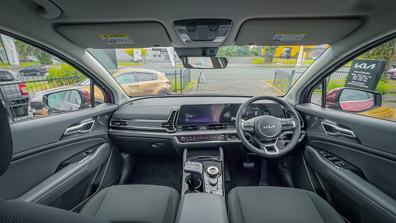 2025 Kia Sportage 10