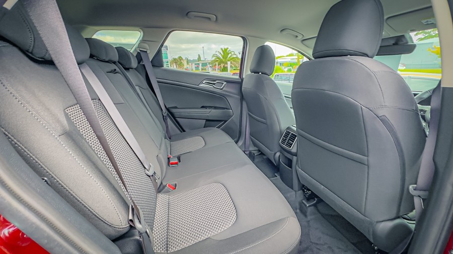2025 Kia Sportage 17