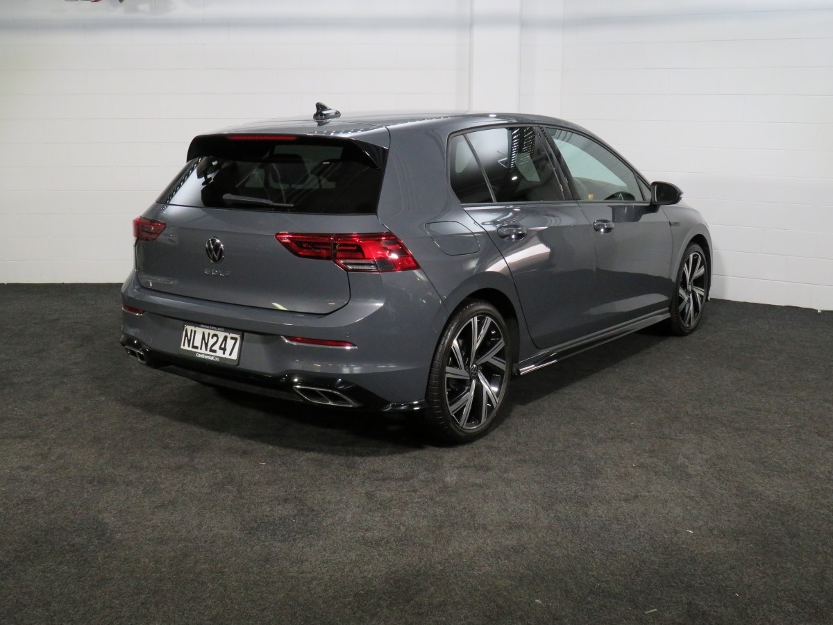 Volkswagen Golf TSI R-LINE