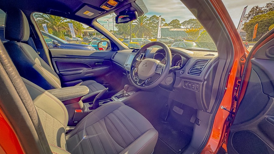 2025 Mitsubishi ASX 9