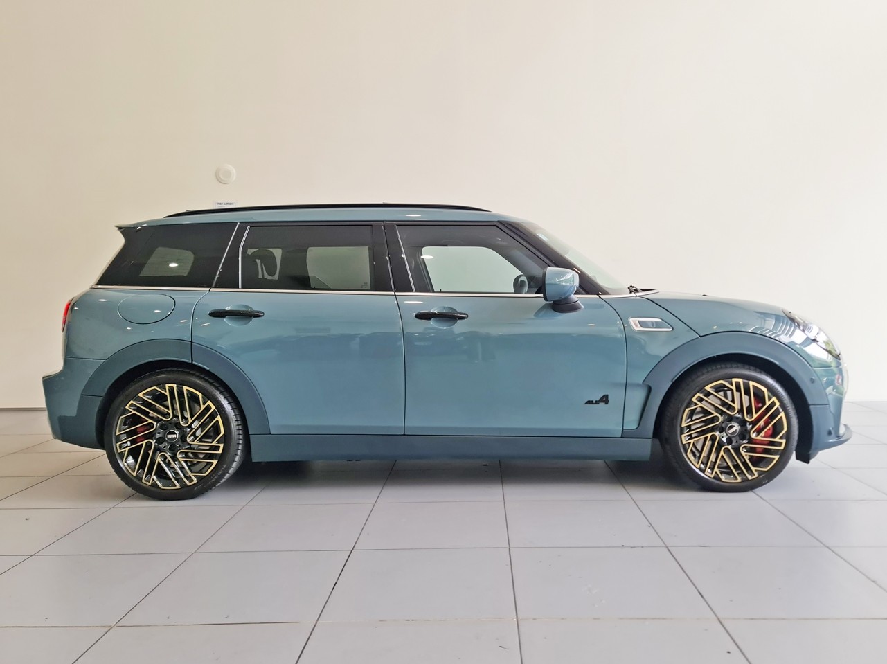 MINI Clubman JCW ALL4  The Untold