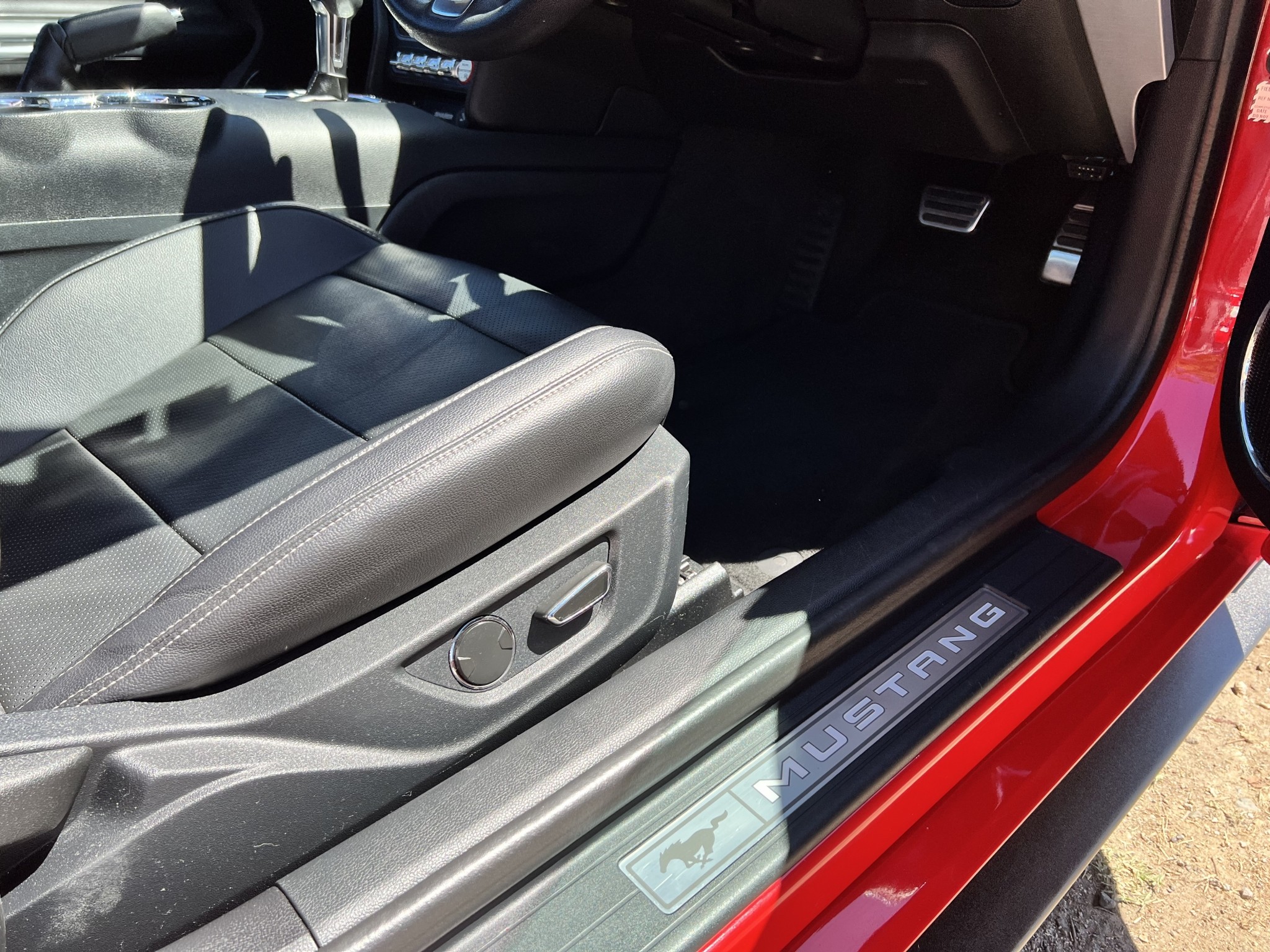 2016 Ford Mustang 5.0L Fastback AT 5.0