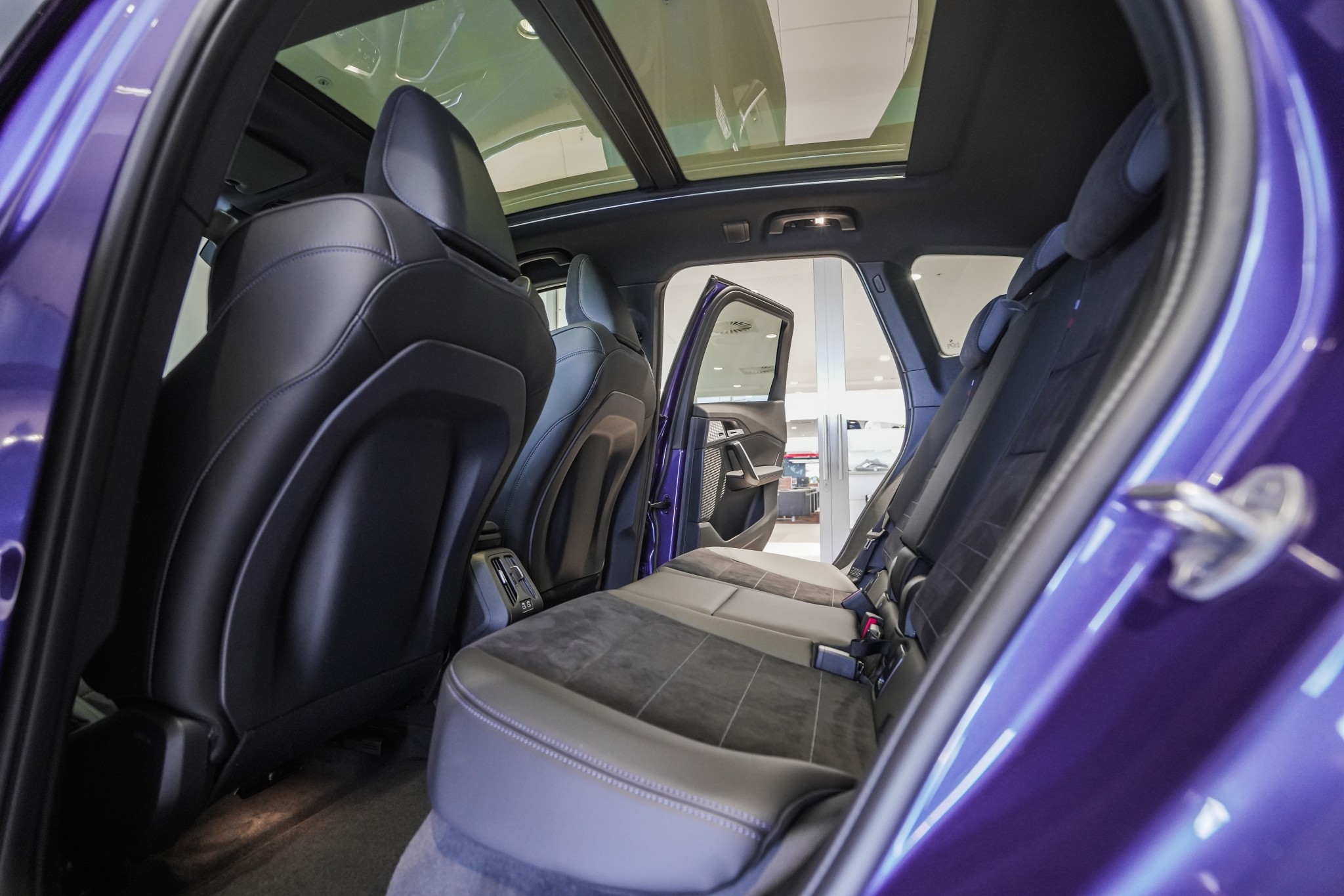 BMW iX1 xDrive30