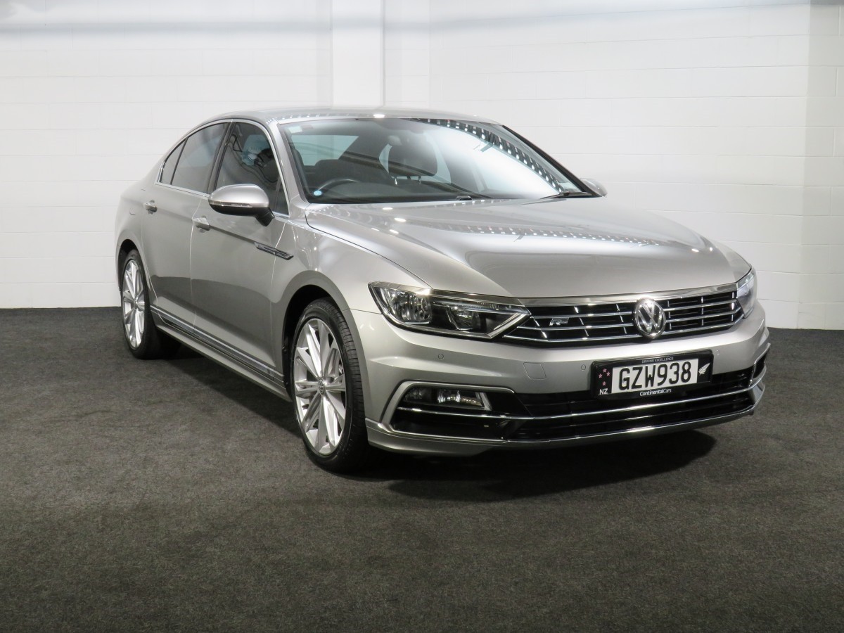 Volkswagen Passat R-Line