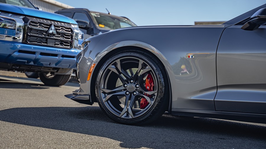 2019 Chevrolet Camaro 6