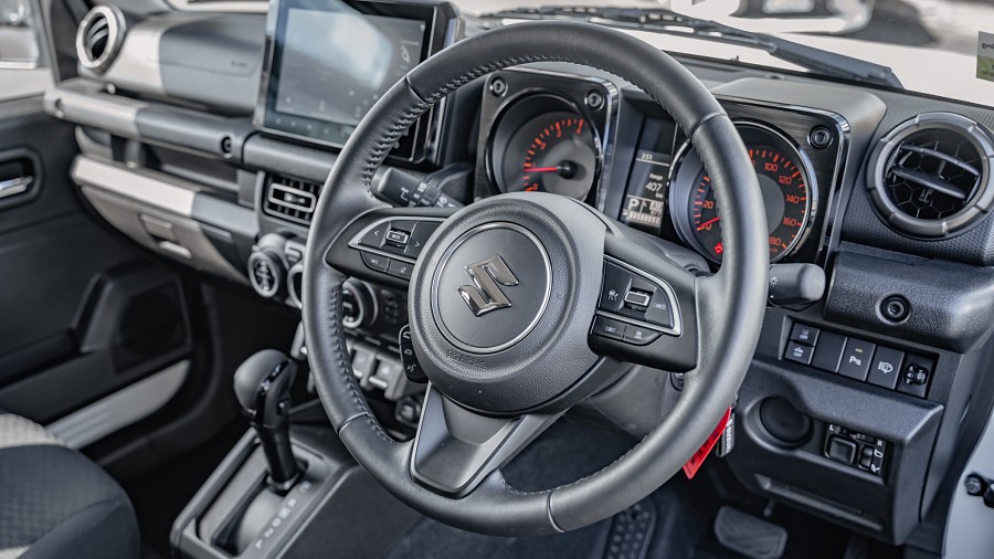 2024 Suzuki Jimny 9