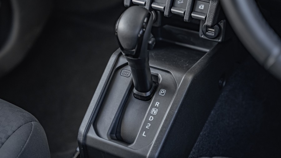 2024 Suzuki Jimny 17
