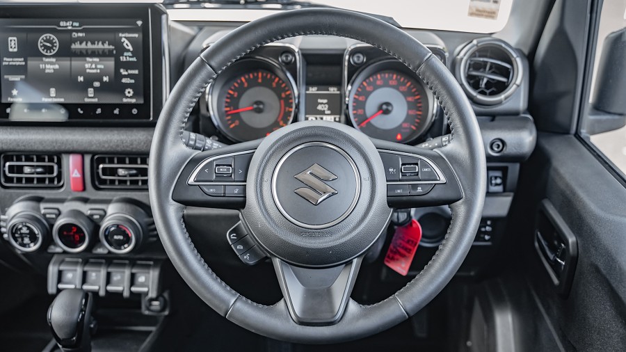 2024 Suzuki Jimny 11