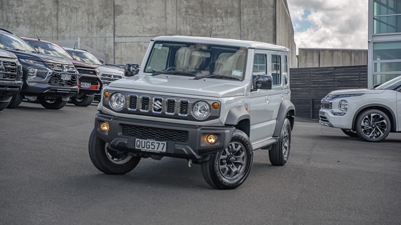2024 Suzuki Jimny 1