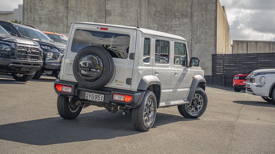 2024 Suzuki Jimny 2
