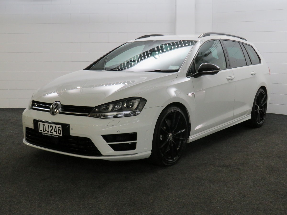 Volkswagen Golf R 221Kw