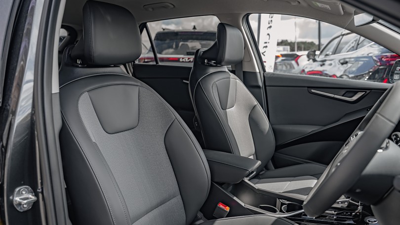 2024 Kia Niro 8