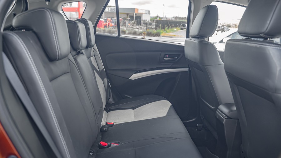 2022 Suzuki S-Cross 16