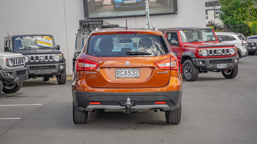 2022 Suzuki S-Cross 4
