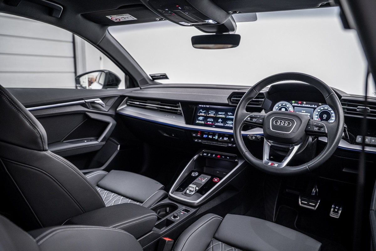 Audi S3 quattro