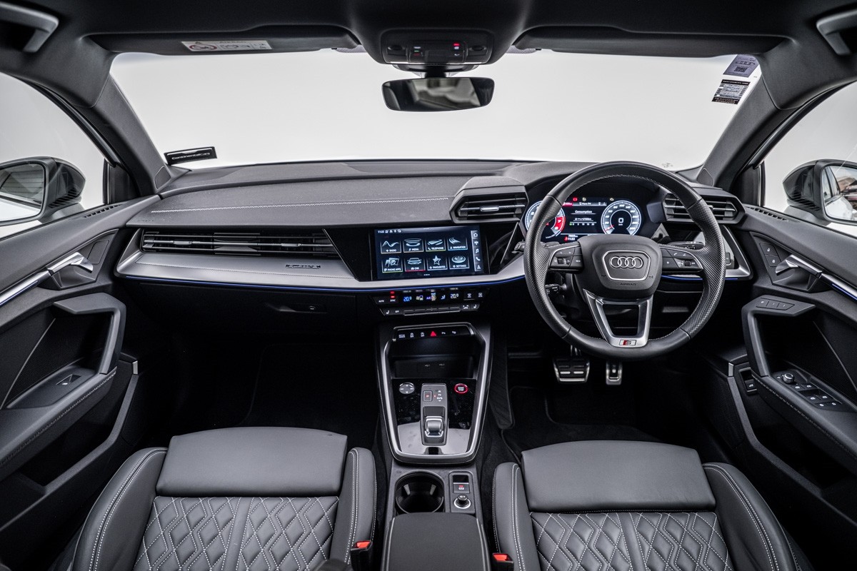 Audi S3 quattro