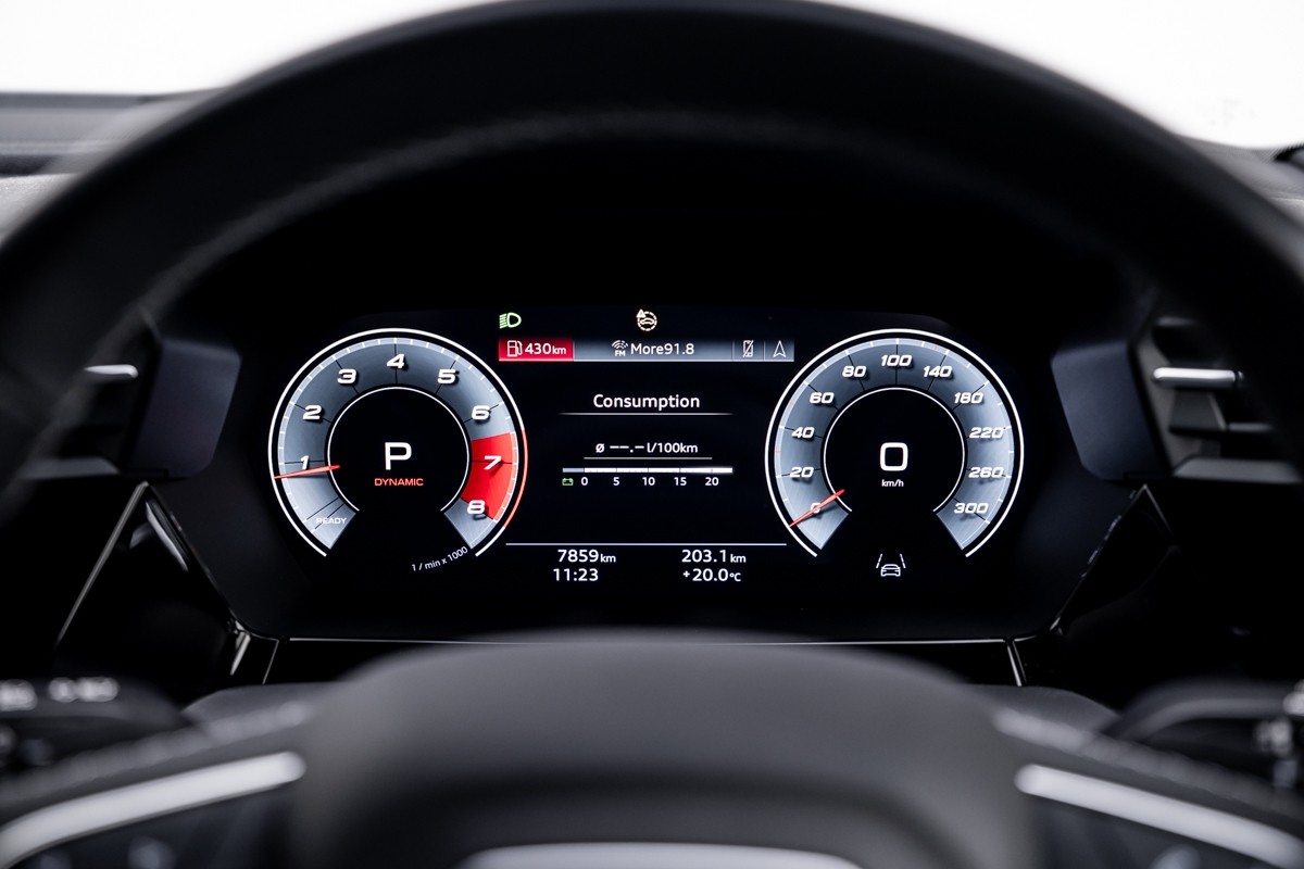 Audi S3 quattro