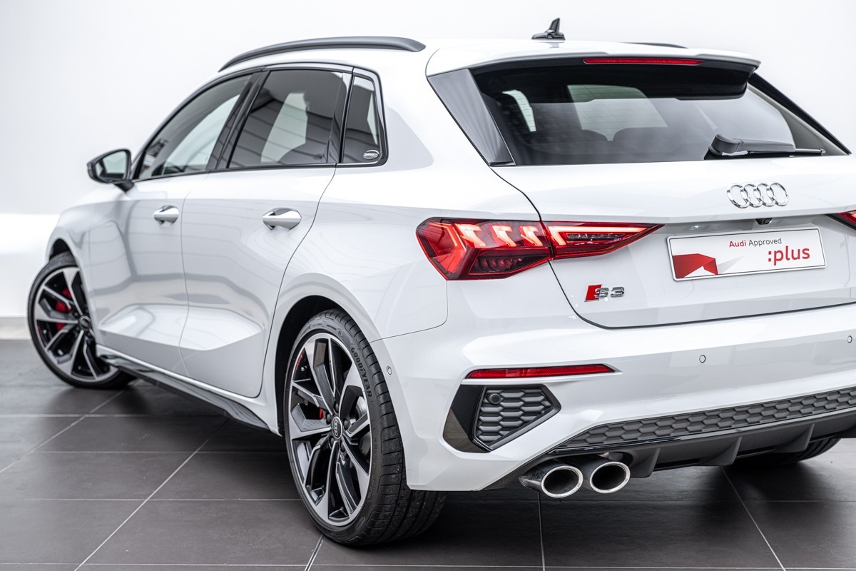Audi S3 quattro