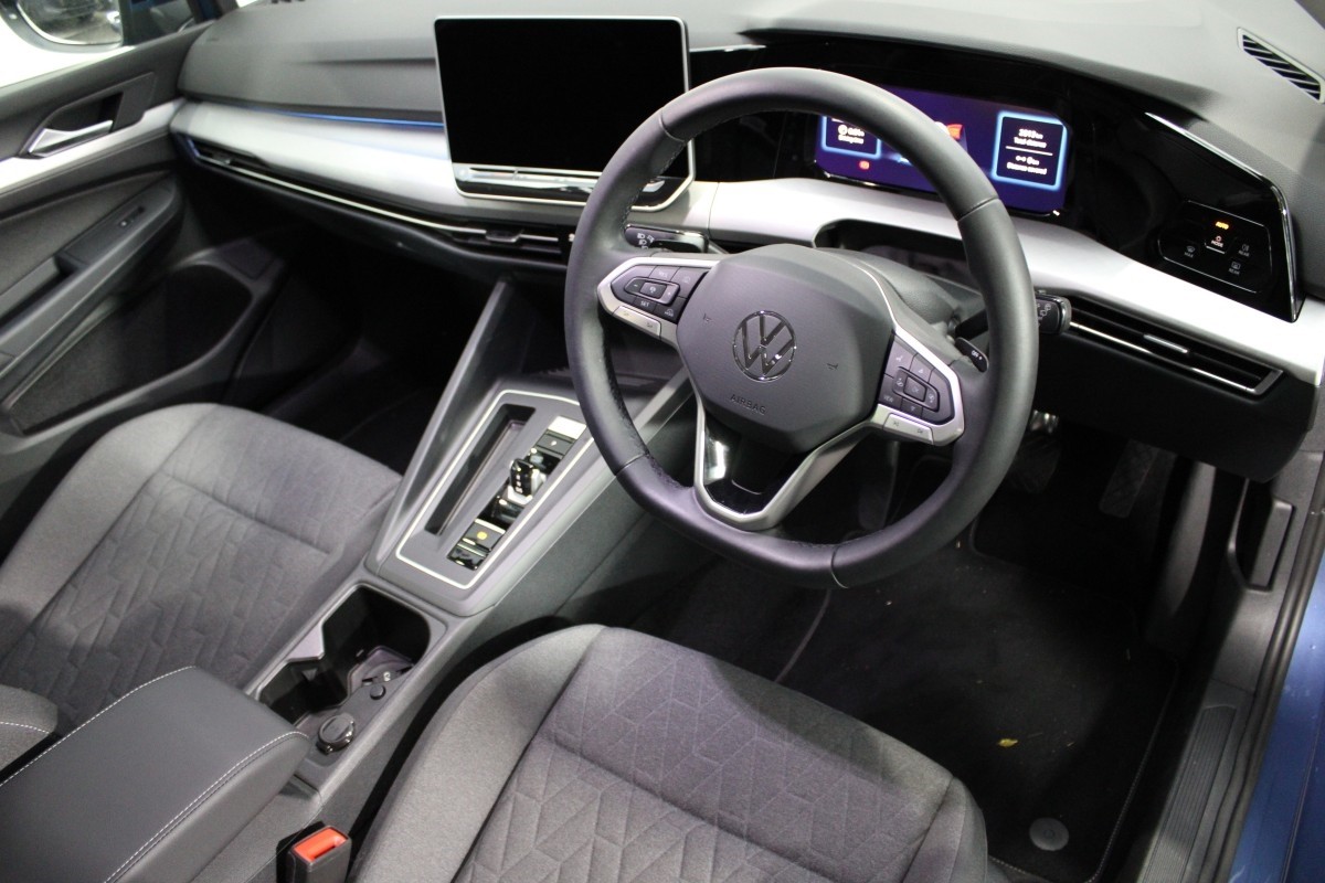 Volkswagen Golf 8.5 LIFE