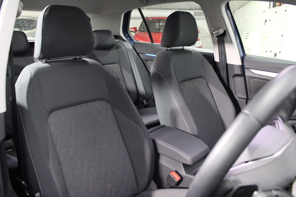 Volkswagen Golf 8.5 LIFE