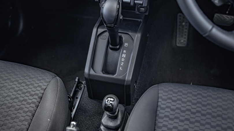 2024 Suzuki Jimny 17