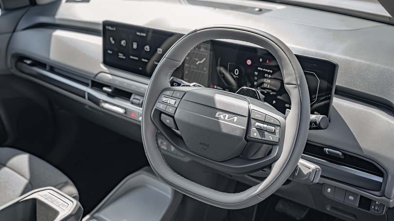 2025 Kia EV3 9