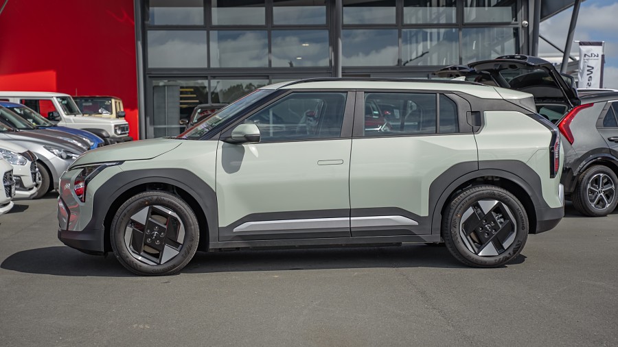 2025 Kia EV3 5