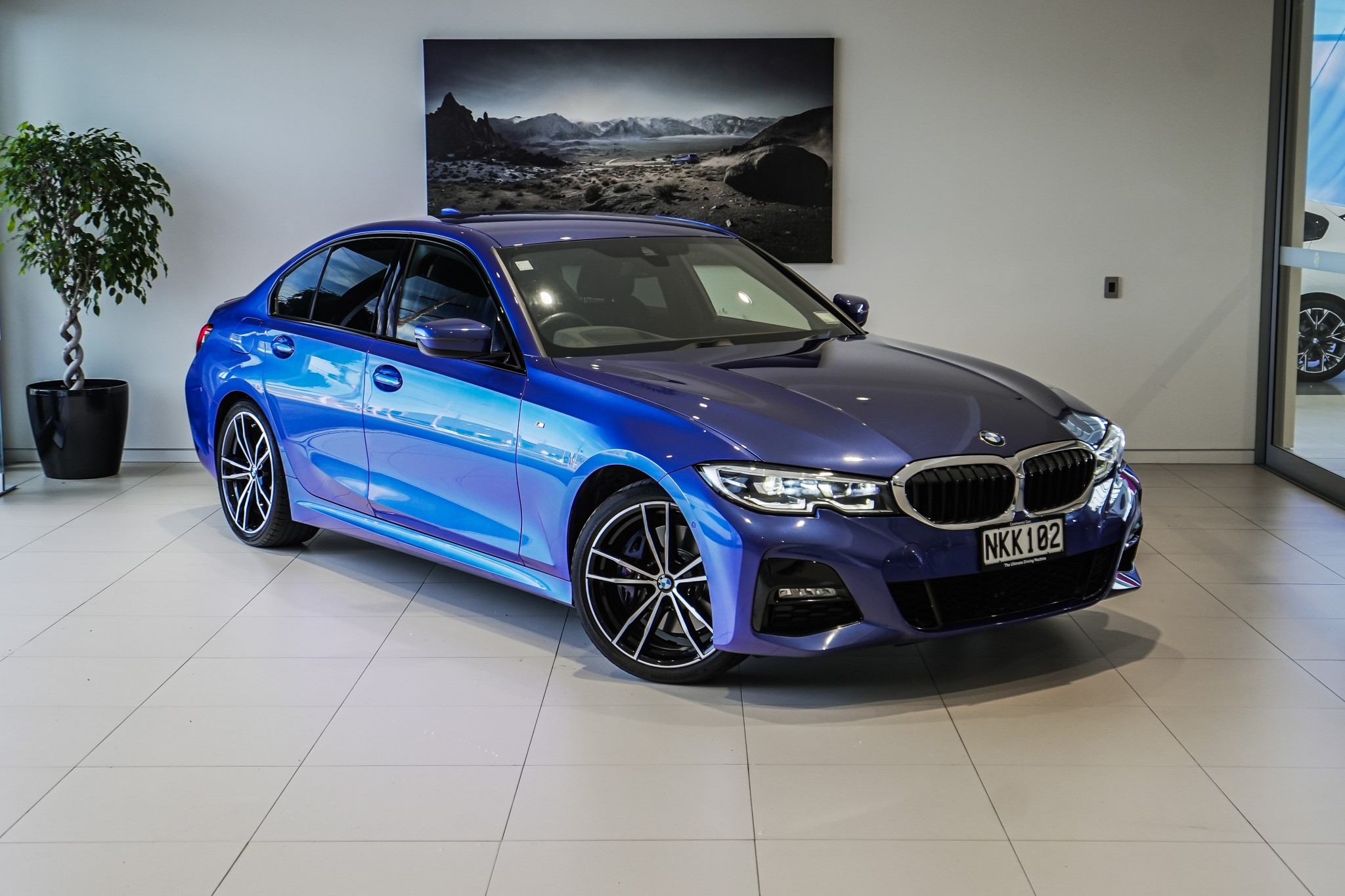 BMW 320i Sedan M-Sport +Comfort +Plus