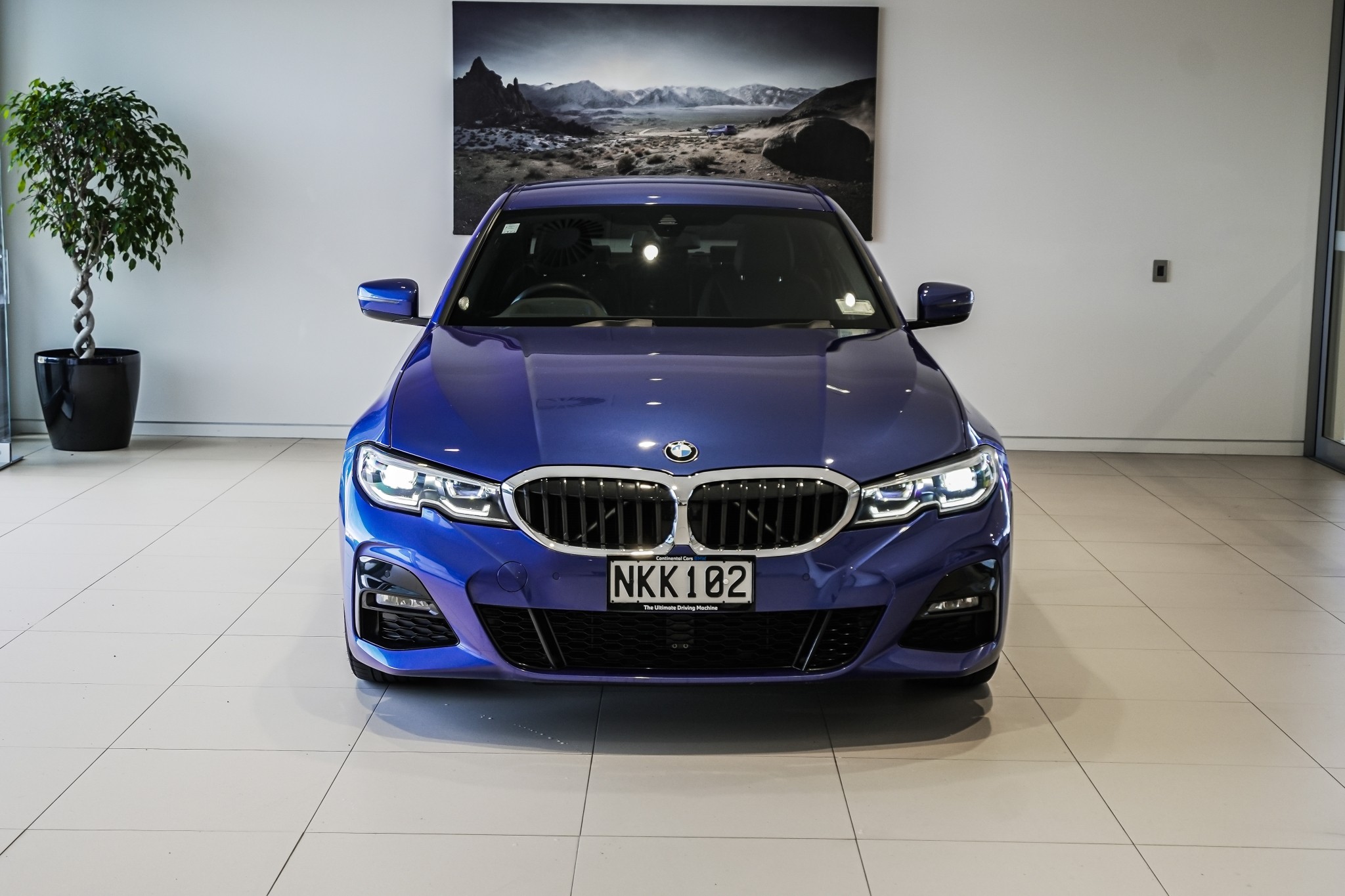 BMW 320i Sedan M-Sport +Comfort +Plus