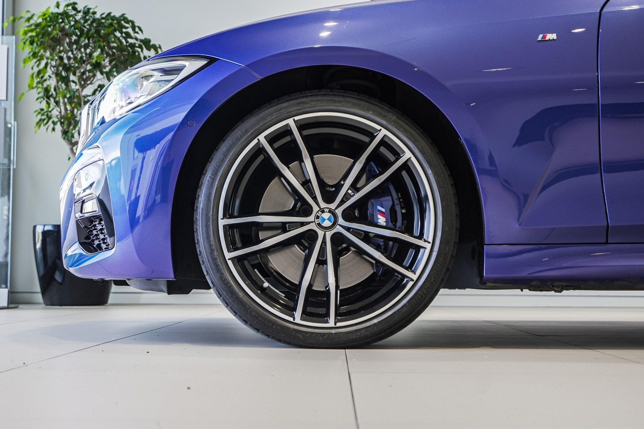 BMW 320i Sedan M-Sport +Comfort +Plus