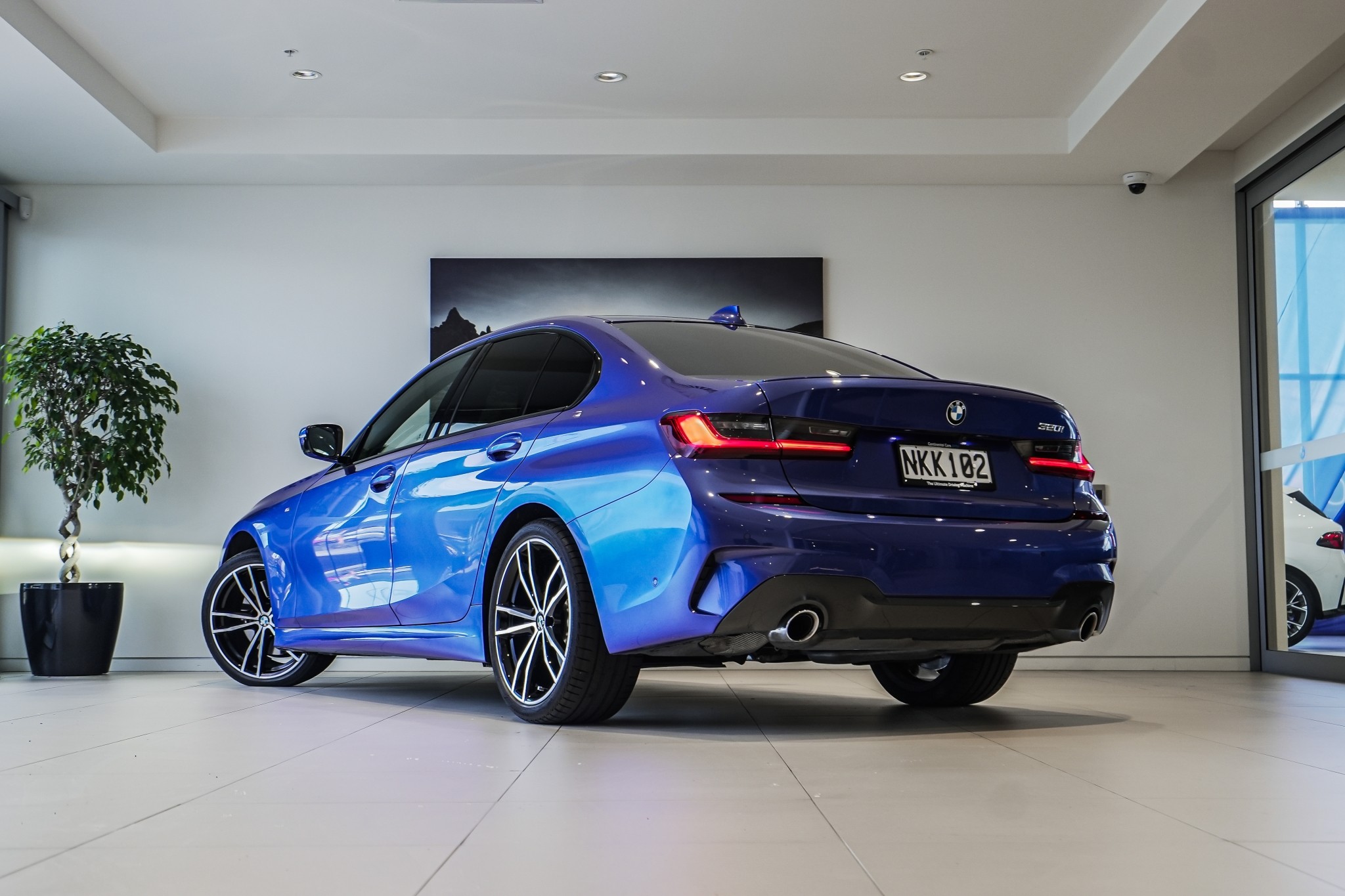 BMW 320i Sedan M-Sport +Comfort +Plus