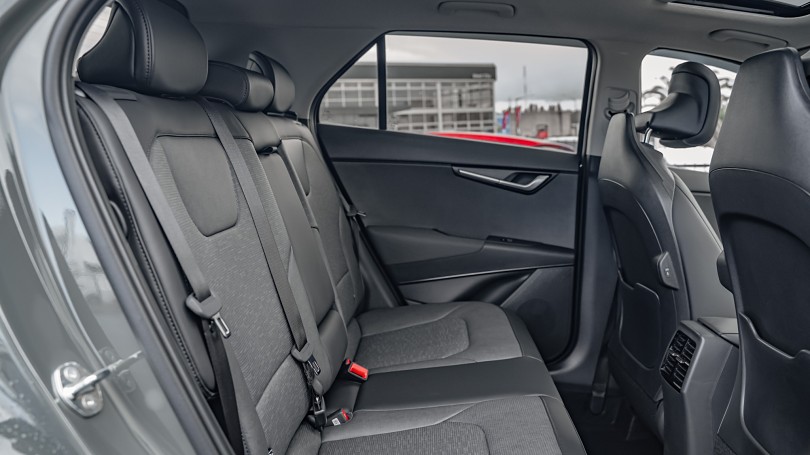 2025 Kia Niro 16