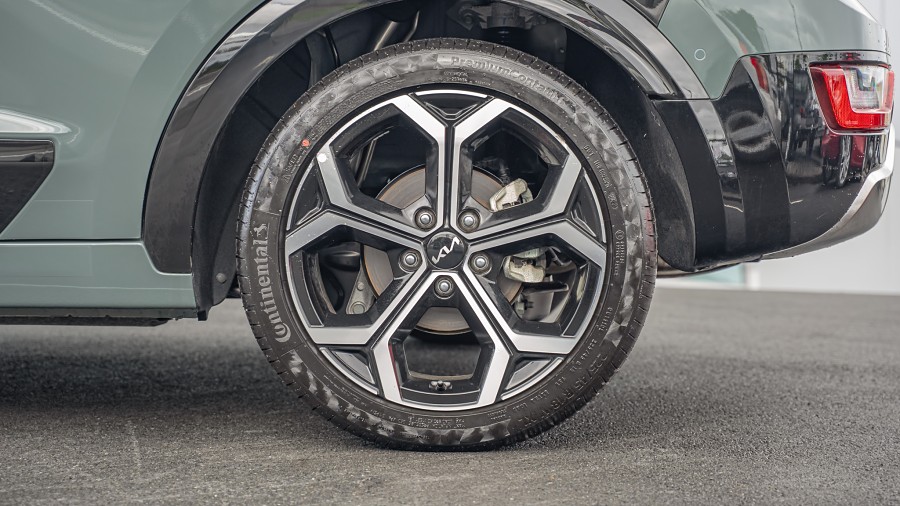 2025 Kia Niro 7