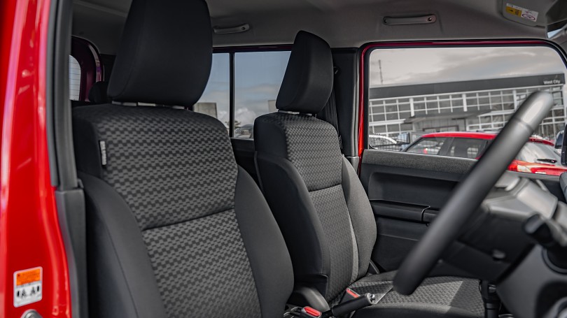 2024 Suzuki Jimny 8