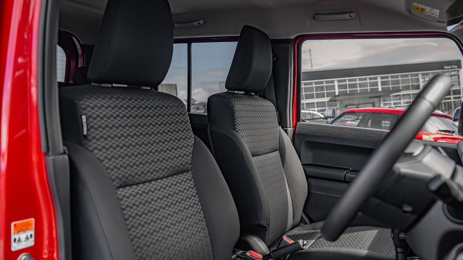2024 Suzuki Jimny 8