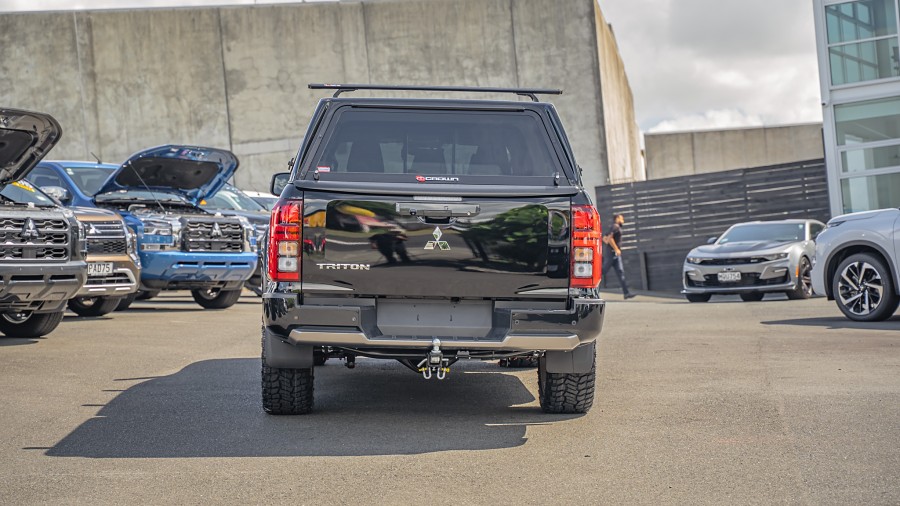 2025 Mitsubishi Triton 4