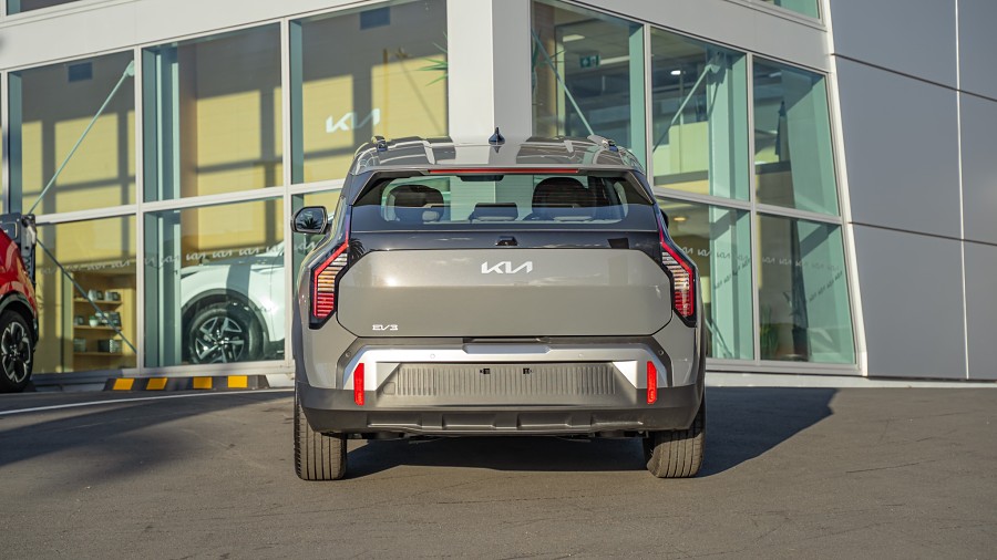 2025 Kia EV3 4