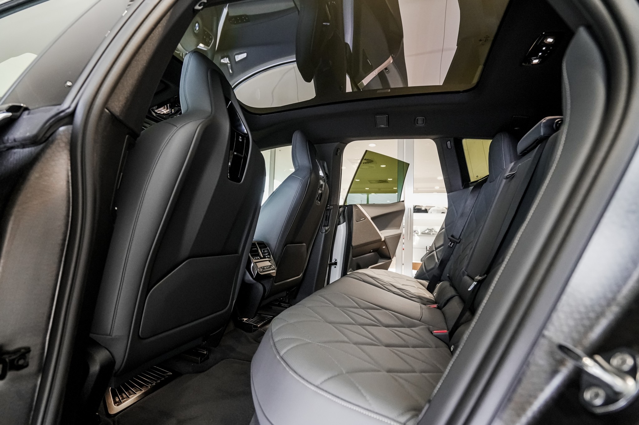 BMW iX xDrive50