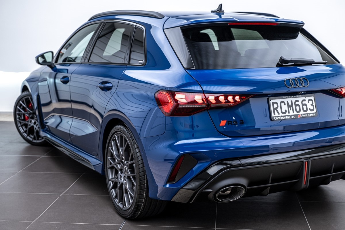 Audi RS3 SPORTBACK TFSI